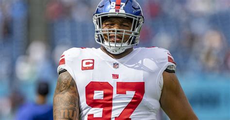 Dexter Lawrence won’t report for start of Giants offseason program due to contract situation: sources